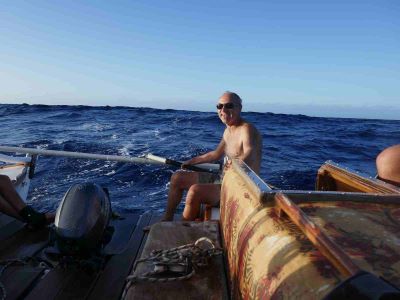 pirogue double traditionnelle Vaapiti